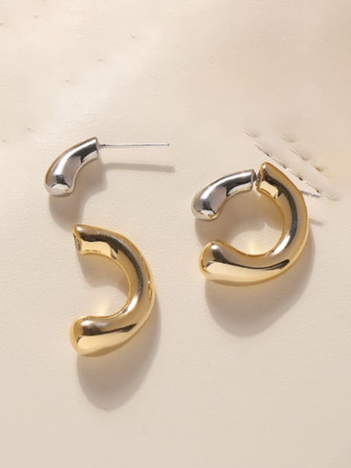 HYACINTH Brass Geometric Vintage  C Shape Stud Earring 3