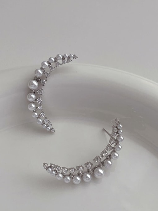 ZRUI Brass Imitation Pearl Geometric Vintage Stud Earring