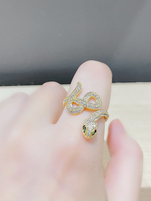 Gold J139 Brass Cubic Zirconia Snake Trend Band Ring