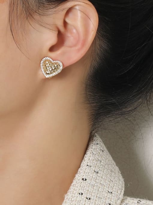 HYACINTH Brass Cubic Zirconia Heart Minimalist Clip Earring 1