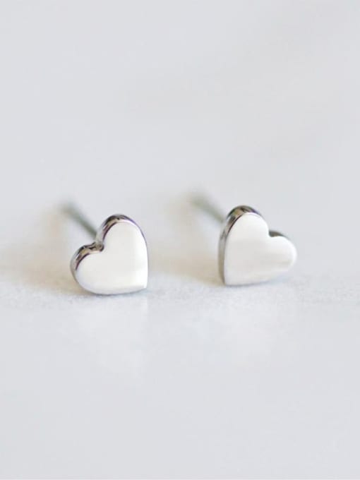 Desoto Stainless steel Heart Minimalist Stud Earring 1