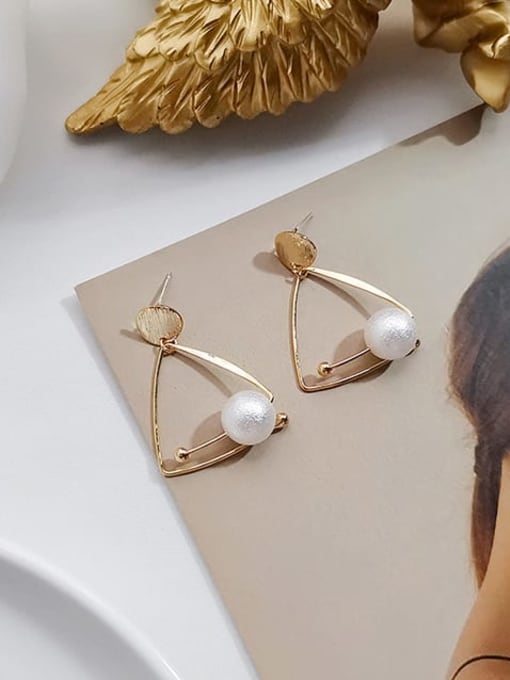 HYACINTH Copper Imitation Pearl Triangle Minimalist Drop Trend Korean Fashion Earring 1