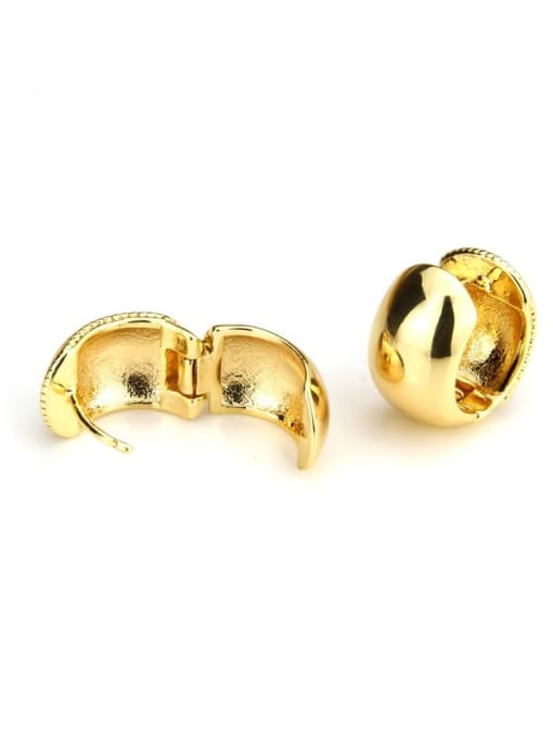 renchi Brass Round Minimalist Huggie Earring 2