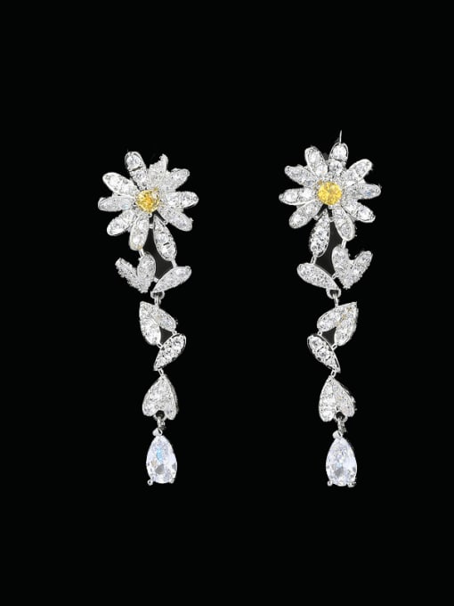 OUOU Brass Cubic Zirconia Flower Heart Luxury Cluster Earring 0