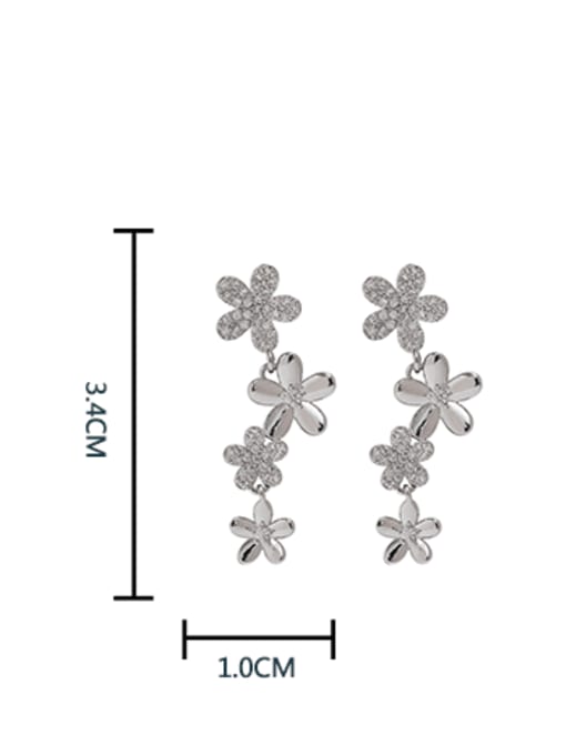 HYACINTH Brass Cubic Zirconia Flower Minimalist Earring 3