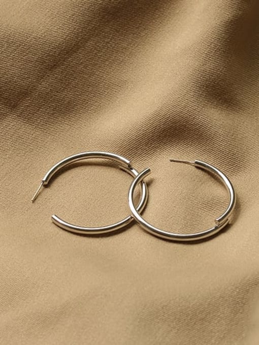 ACCA Brass Smooth Geometric Minimalist Hoop Earring 1