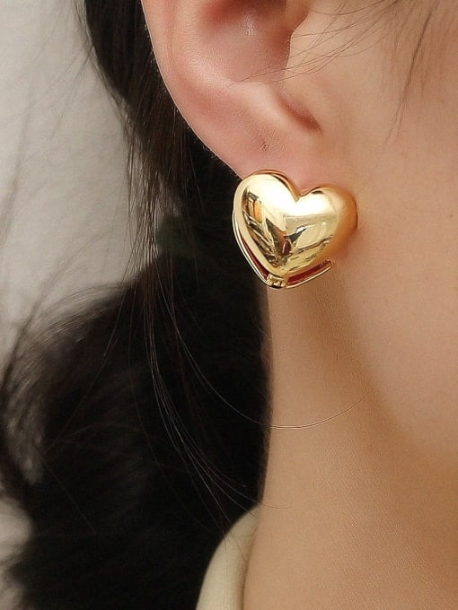 HYACINTH Brass Smooth Heart Minimalist Stud Trend Korean Fashion Earring 1