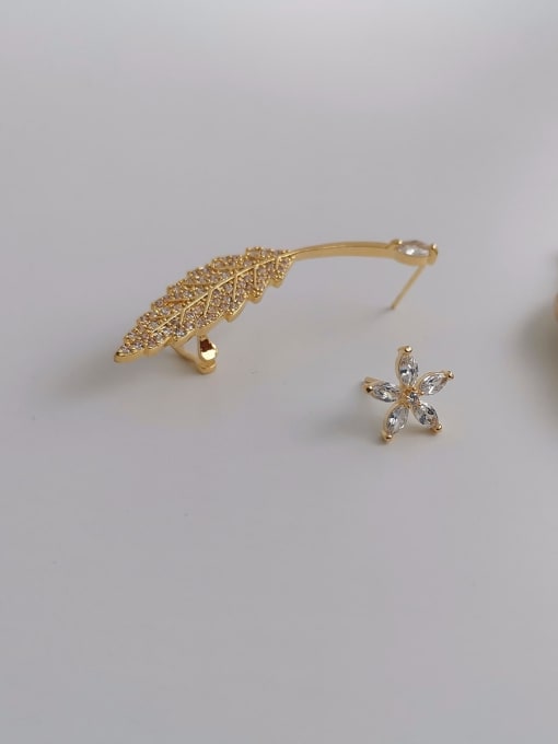 gold Copper Cubic Zirconia Asymmetric leaves Star Cute Stud Trend Korean Fashion Earring