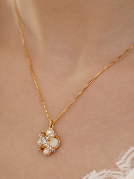 Five Color Brass Imitation Pearl Flower Vintage Necklace 1