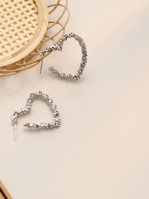 White K Copper Hollow Heart Minimalist Stud Trend Korean Fashion Earring