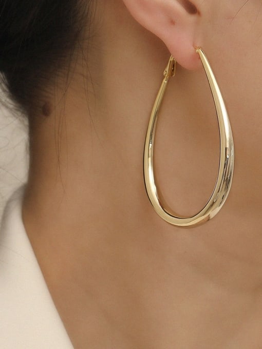 HYACINTH Brass Hollow Geometric Minimalist Huggie Trend Korean Fashion Earring 1