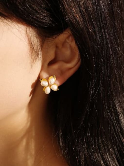 ACCA Brass Imitation Pearl Flower Minimalist Stud Earring 1
