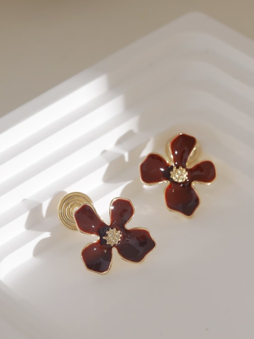 HYACINTH Brass Enamel Flower Minimalist Clip Earring 1