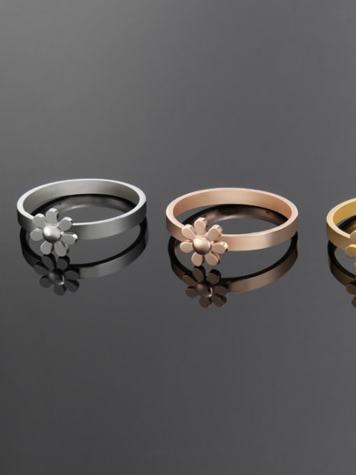 Ke Hong Titanium Minimalist smooth flower band  Ring 4