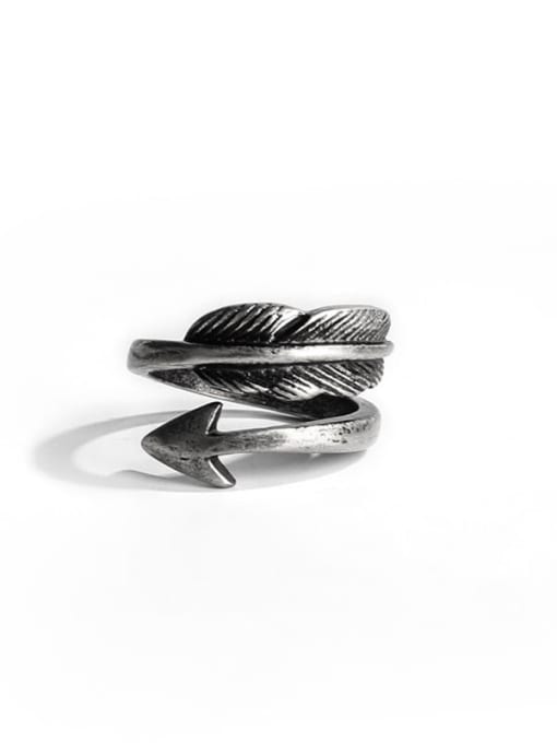 WOLF Titanium Steel Feather Vintage Band Ring 2