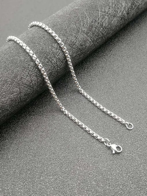 Steel color ：3mm*61cm Titanium Steel Rhinestone Wolf Vintage Necklace For Men