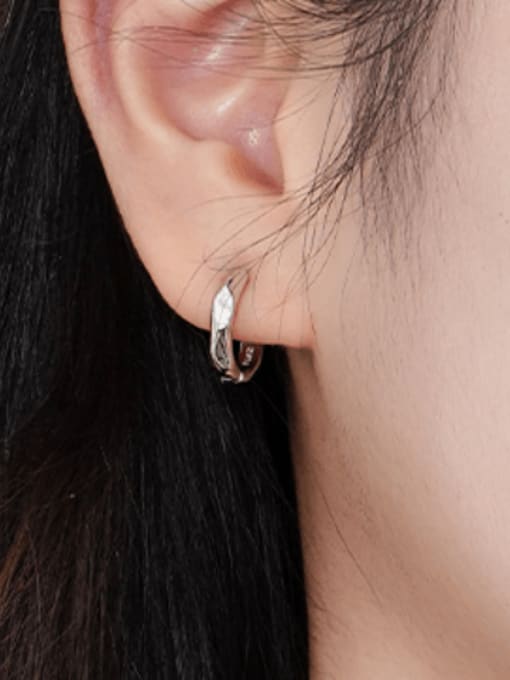 YUANFAN 925 Sterling Silver Geometric Minimalist Huggie Earring 1