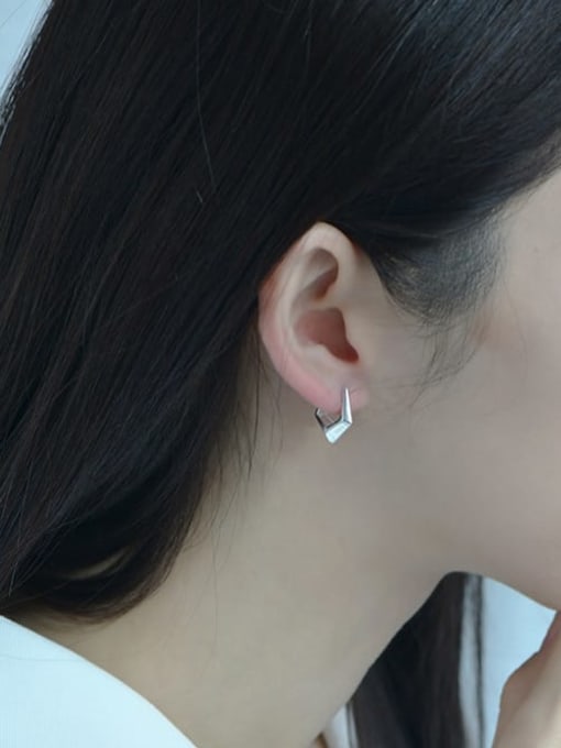 ARTTI 925 Sterling Silver Geometric Minimalist Huggie Earring 1