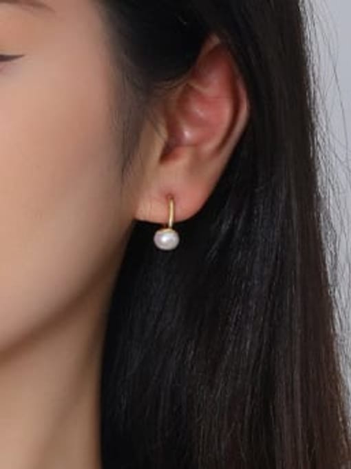 YUANFAN 925 Sterling Silver Imitation Pearl Geometric Vintage Huggie Earring 1