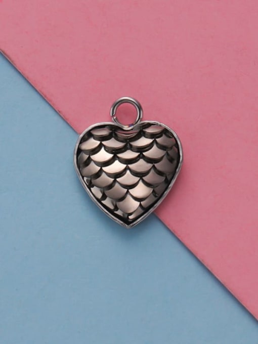 13 Stainless Steel Heart Accessories Heart Shaped Fish Scale Pendant