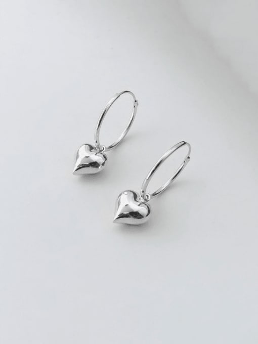 E2155 白金色 925 Sterling Silver Heart Minimalist Huggie Earring