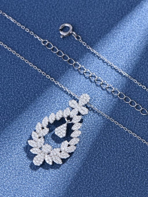 A&T Jewelry 925 Sterling Silver Cubic Zirconia Flower Dainty Necklace 3
