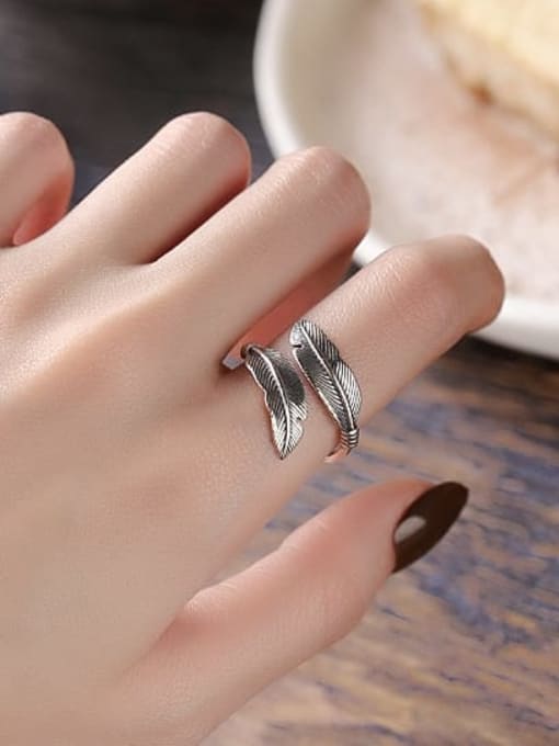 TAIS 925 Sterling Silver Leaf Vintage Ring 1
