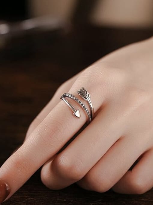 TAIS 925 Sterling Silver Irregular Vintage Stackable Ring 1