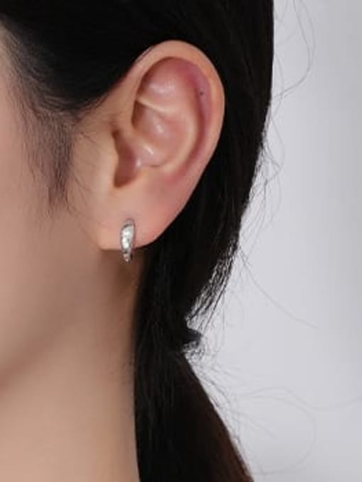 YUANFAN 925 Sterling Silver Star  Geometric Minimalist Huggie Earring 2