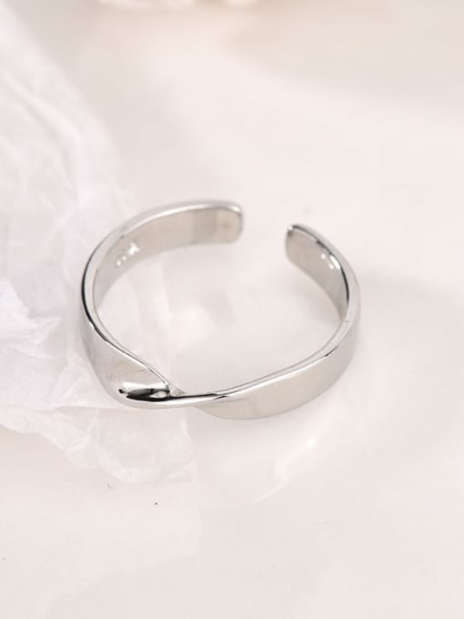 铂金色 925 Sterling Silver Geometric Minimalist Band Ring