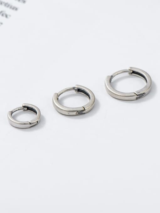 Small 925 Sterling Silver Round Vintage Huggie Earring