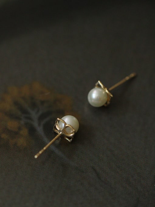 ZEMI 925 Sterling Silver Imitation Pearl Flower Dainty Stud Earring 2