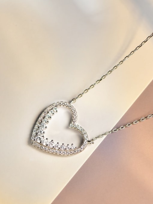 silvery 925 Sterling Silver Cubic Zirconia Heart Minimalist Necklace