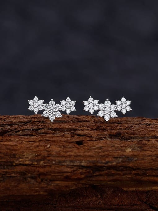 A&T Jewelry 925 Sterling Silver Cubic Zirconia Flower Dainty Stud Earring 1