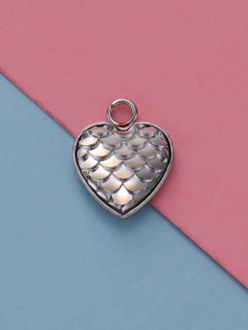 12 Stainless Steel Heart Accessories Heart Shaped Fish Scale Pendant