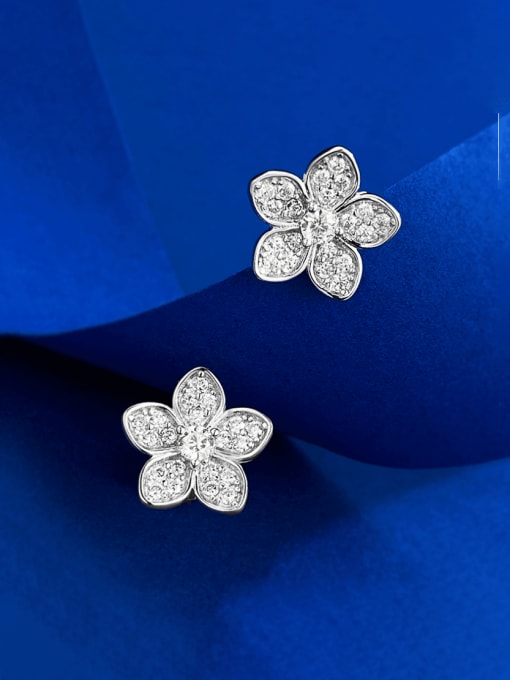 E320 White 925 Sterling Silver Cubic Zirconia Flower Luxury Cluster Earring