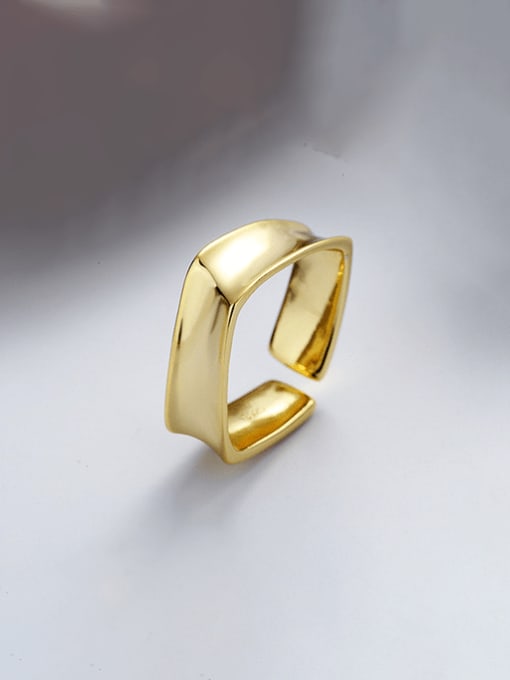 D088 Gold color  3.51 grams 925 Sterling Silver Geometric Minimalist Band Ring