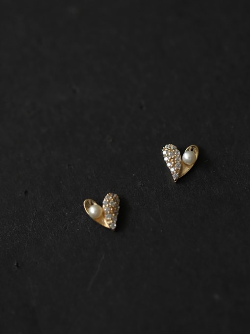 ZEMI 925 Sterling Silver Imitation Pearl White Heart Dainty Stud Earring 2