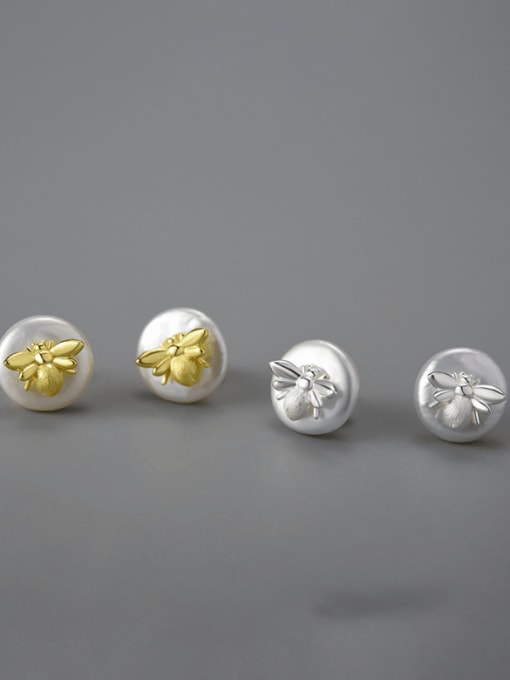 LOLUS 925 Sterling Silver Freshwater Pearl Bee Artisan Stud Earring 0
