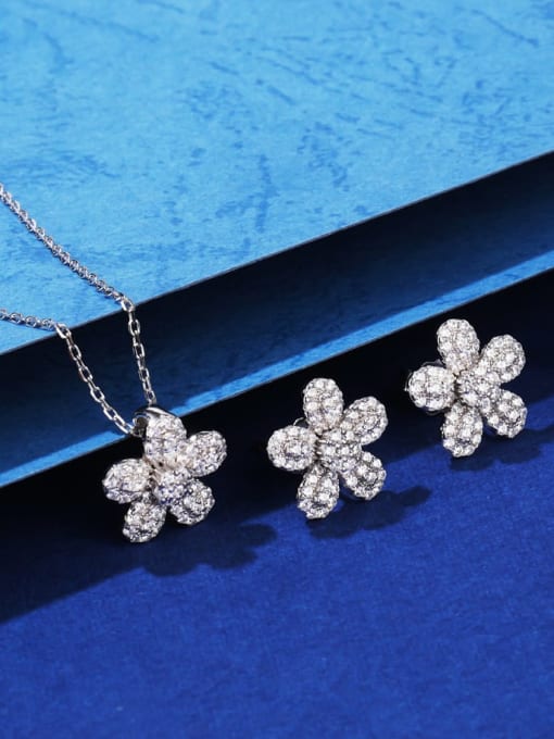 A&T Jewelry 925 Sterling Silver Cubic Zirconia Flower Dainty Necklace 2