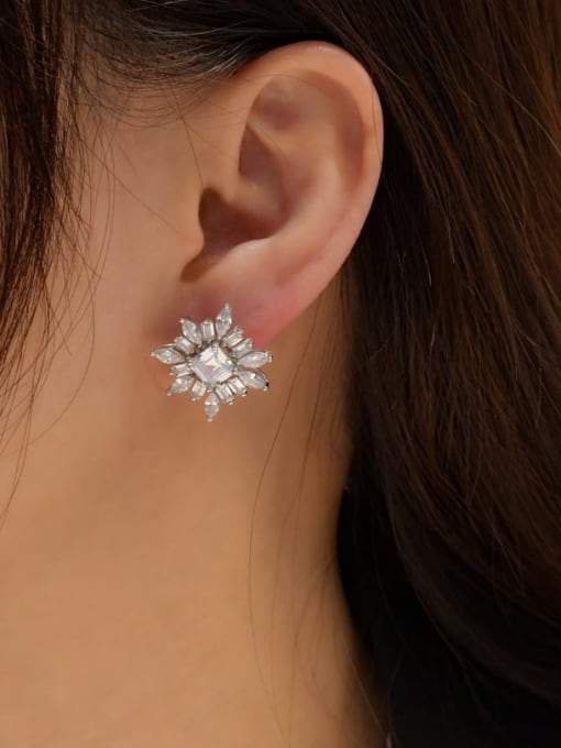 A&T Jewelry 925 Sterling Silver Cubic Zirconia Geometric Luxury Stud Earring 2