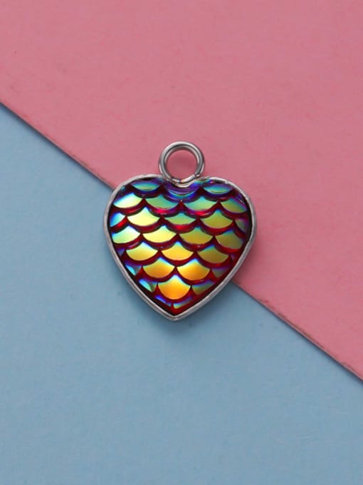 7 Stainless Steel Heart Accessories Heart Shaped Fish Scale Pendant