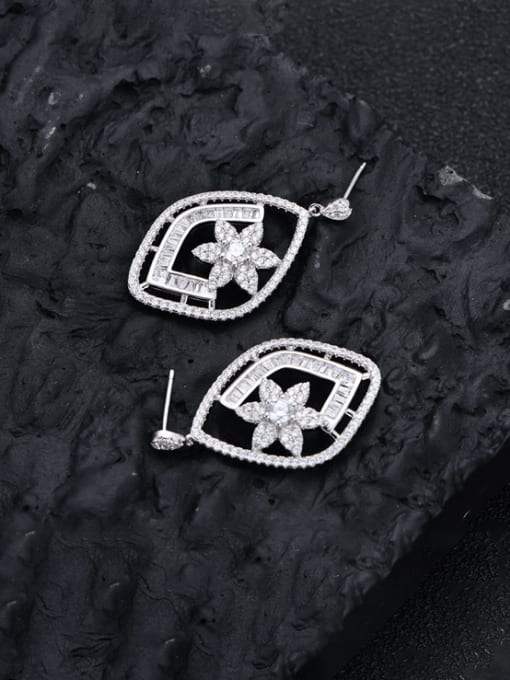 A&T Jewelry 925 Sterling Silver Cubic Zirconia Flower Luxury Cluster Earring 3