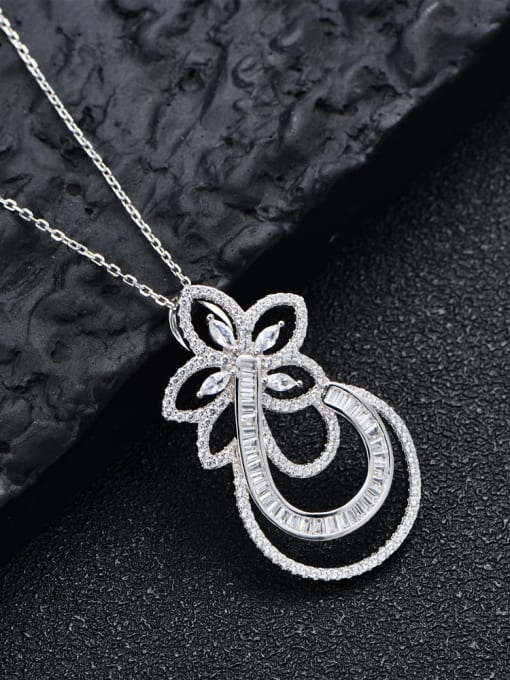 A&T Jewelry 925 Sterling Silver Cubic Zirconia Hollow  Flower Luxury Necklace 0
