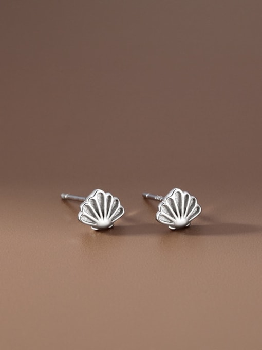 BLN262E, SIlver color 925 Sterling Silver Embossed Texture Classic Stud Earring