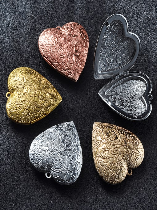 FTime Copper Heart Charm Height : 39.8mm , Width: 42.3 mm 0