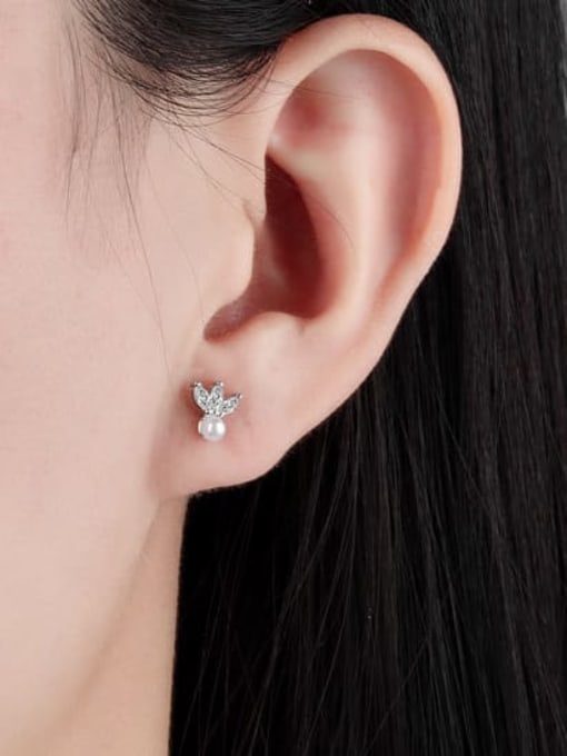 PNJ-Silver 925 Sterling Silver Cubic Zirconia Leaf Cute Stud Earring 1