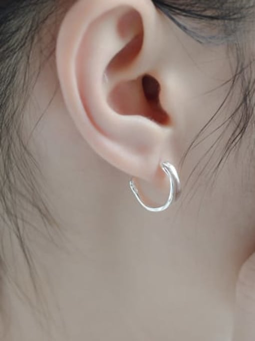 ARTTI 925 Sterling Silver Irregular Minimalist Waves C shape  Stud Earring 1