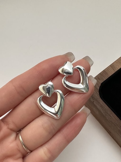 1ES33 (silver) 925 Sterling Silver Heart Minimalist Stud Earring