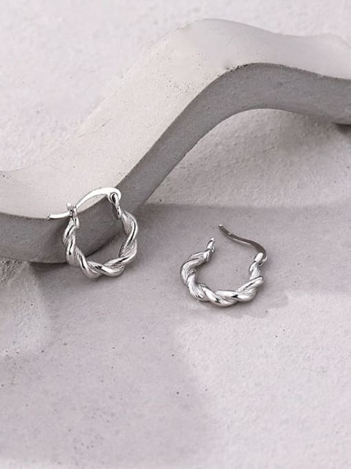 E2658 Platinum 925 Sterling Silver Twist Geometric Minimalist Hoop Earring